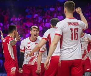Polska - Kanada: Wynik na żywo. Polacy odrabiają straty! Pewne zwycięstwo w trzecim secie