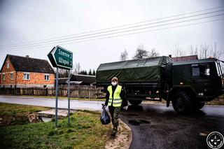 Żołnierze rozwożą żywność na Podlasiu. We współpracy z Caritas [ZDJĘCIA]