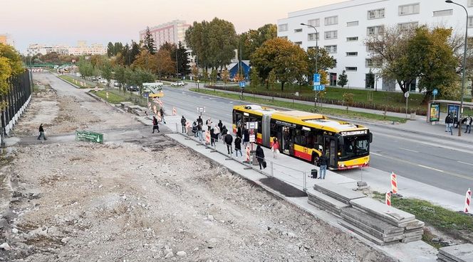 Przebudowa Trasy Łazienkowskiej w Warszawie wznowiona