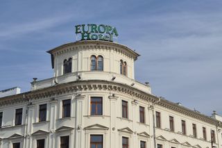 Powstał w drugiej połowie XIX wieku. Dziś zdobi Plac Litewski. Historia Hotelu Europa w Lublinie