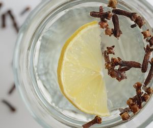 Lekarz poleca napój, który uspokaja i odtruwa wątrobę. Pomaga też w trawieniu