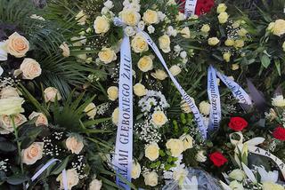 Pogrzeb ofiar wypadku pod Tarczynem. Anielka i Jaś spoczną z mamusią w jednym grobie