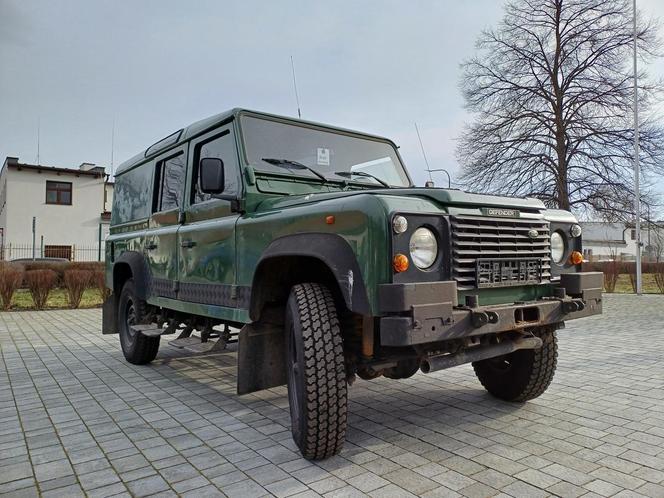 Małopolska policja sprzedaje limitowaną wersję terenówki. "Perełka motoryzacyjna"