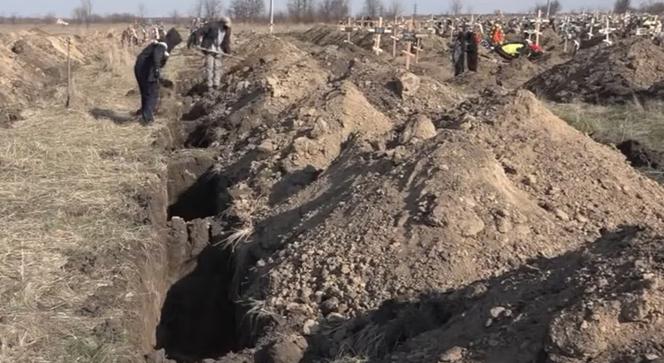 Zmuszają do kopania grobów łamiących kwarantannę