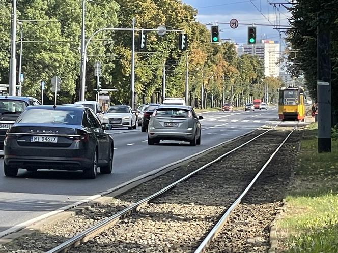 Torowisko na al. Waszyngtona jest w krytycznym stanie. Tramwajarze odkładają remont