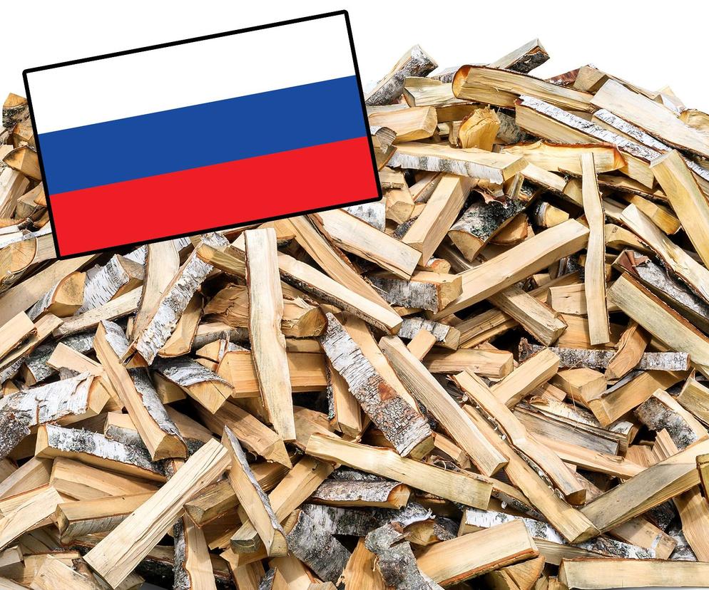 drewno z flagą rosyjską 