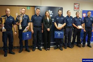 To najlepsi dzielnicowi z Warmii i Mazur. „Są niczym lekarz pierwszego kontaktu” [ZDJĘCIA]