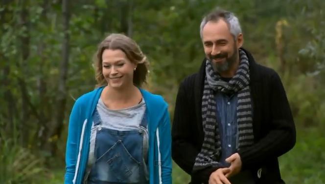 M jak miłość odc. 1113. Anna (Tamara Arciuch), Adam Werner (Jacek Kopczyński)