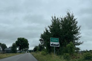 Pies na medal! Pan Ryszard czekał na ratunek w lesie, a Maksio wrócił z policją!