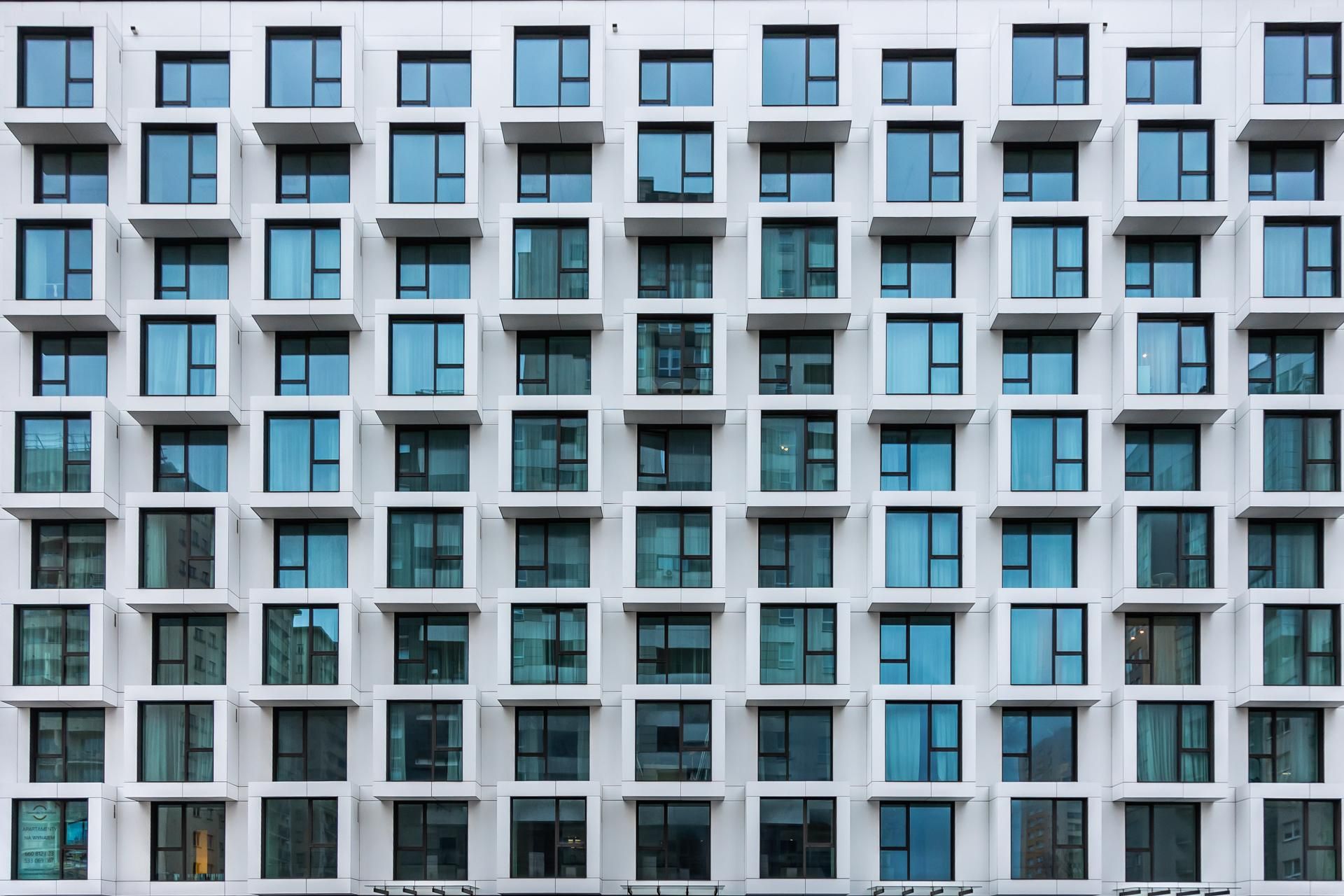 Nowy apartamentowiec przy stacji metra Wilanowska w Warszawie