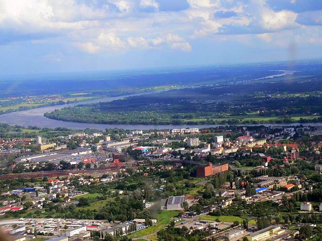 Toruń widziany z lotu ptaka - na zdjęciu widać Młyny Toruńskie