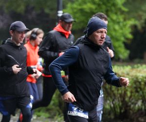 Bieg Bądź aktywny - przegoń raka. 6. edycja w Katowickim Parku Leśnym