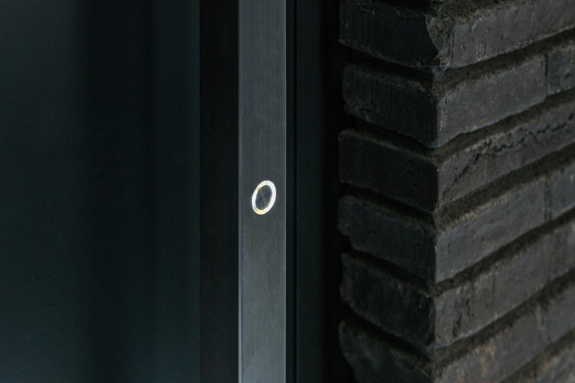 Dom z Grafitu na warszawskich Włochach