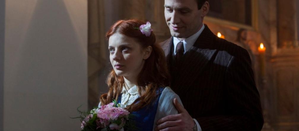 Stulecie Winnych 2 sezon odc. 15.  Ania (Weronika Humaj), Kazimierz Tarasiewicz (Mateusz Janicki)