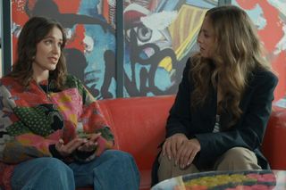 Barwy szczęścia, odcinek 3044. Madzia (Joanna Sierzputowska), Oliwka (Wiktoria Gąsiewska)