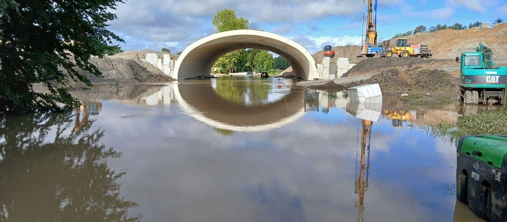 Plac budowy drogi ekspresowej S1  Dankowice - Bielsko Biała Hałcnów