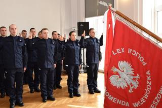 27 nowych policjantów na Podkarpaciu. Złożyli ślubowanie