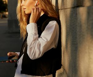 Bezrękawniki wracają w wielkim stylu