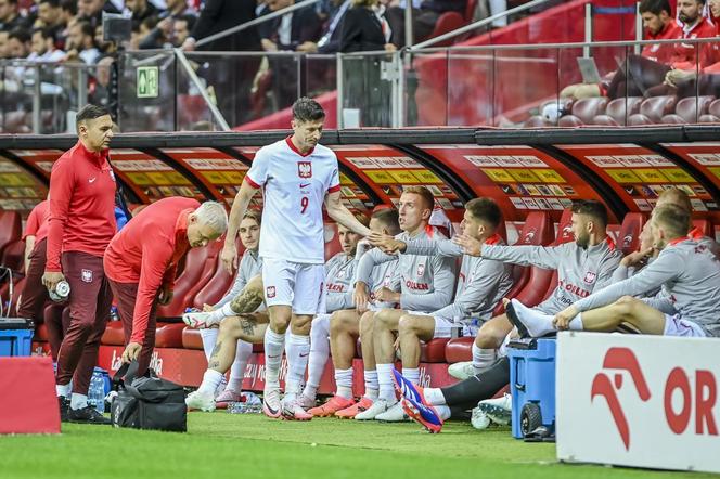 Robert Lewandowski NIE ZAGRA podczas pierwszego meczu Polski na Euro 2024! Co się stało?