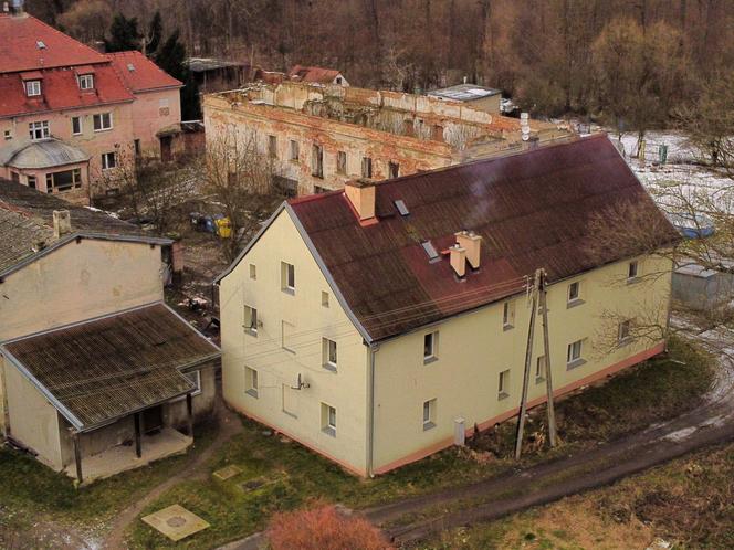  Izabela zginęła od ciosów nożem. Powodem była zazdrość