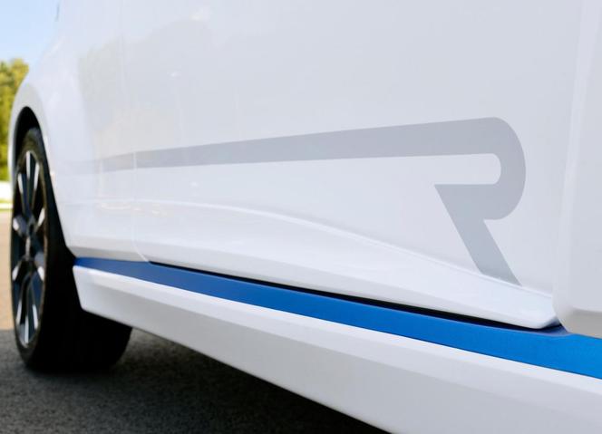 Toyota Yaris Hybrid-R Concept