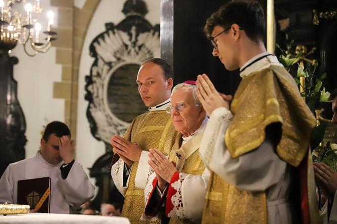 Kraków. Abp Marek Jędraszewski wyświęcił nowych księży. Chętnych więcej niż rok temu