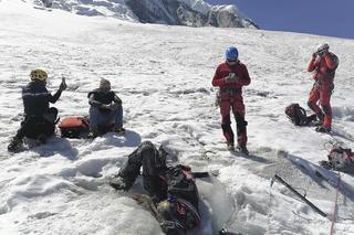 W górach znaleźli mumię alpinisty. Przeleżał tak 22 lata!
