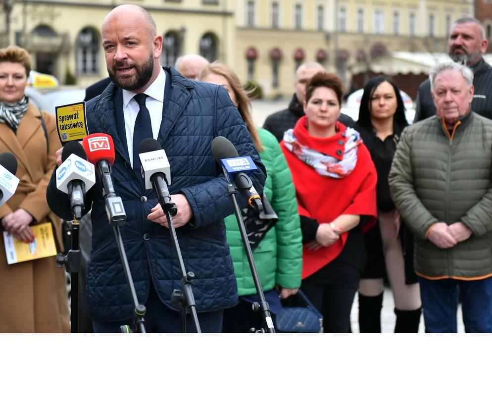 Wrocław wypowiedział wojnę nielegalnym taksówkarzom