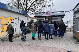 Gorzowianie tłumnie ruszyli po pączki! Tak wyglądały kolejki pod cukierniami i pączkarniami