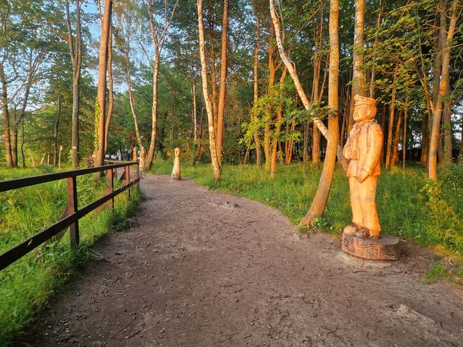 To magiczne miejsce przy plaży. Skrywa nie tylko historię ale i niezapomniane widoki! 
