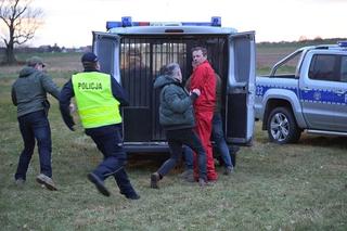 Pierwsza miłość, odcinek 3815:  Bartek (Rafał Kwietniewski), psychol Mateusz (Lesław Żurek)