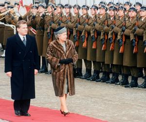 Warszawa, 03.1996. Wizyta królowej brytyjskiej Elżbiety II w Polsce