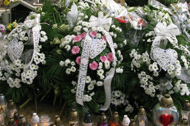 Pogrzeb, górb, znicze