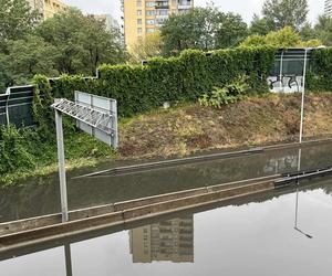 Trasa Armii Krajowej zalana wodą 