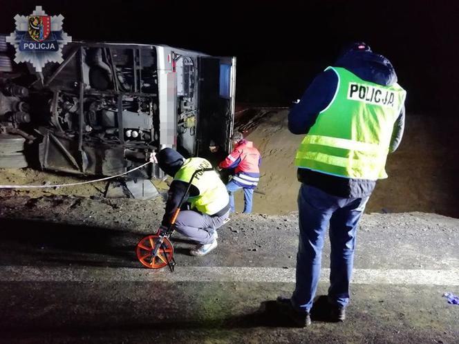 Wypadek autokaru na S3 koło Polkowic, 6.12.2018