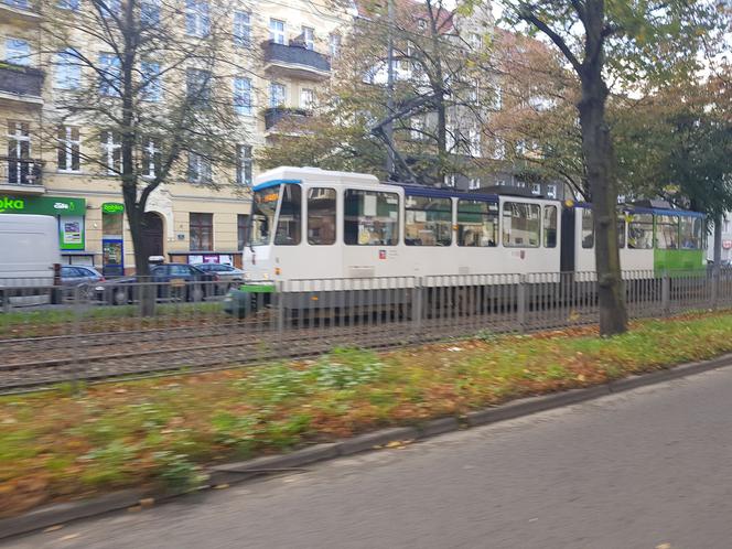 Zderzenie samochodu i tramwaju na ul. Krzywoustego