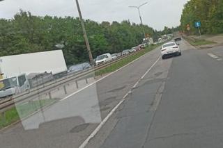 Zderzenie pięciu aut na obwodnicy Piekar Śląskich. Trzy kolizje jedna po drugiej