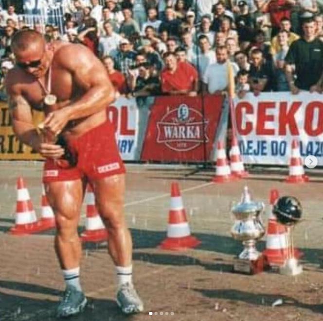 Mariusz Pudzianowski jako strongman
