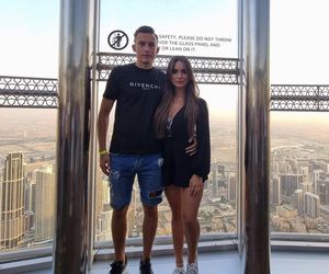 Bartłomiej Wdowik z dziewczyną 