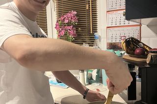 Koledzy niechcący powiesili Kubę. Tragiczny finał zabawy. Nastolatek walczy o powrót do zdrowia