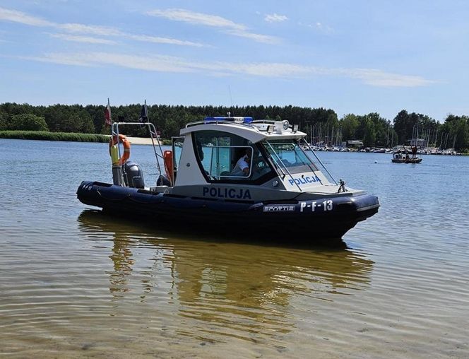 Tragedia nad Zalewem Sulejowskim. Nie żyje 15-letni Kacper. Szkoła żegna swojego ucznia [ZDJĘCIA]
