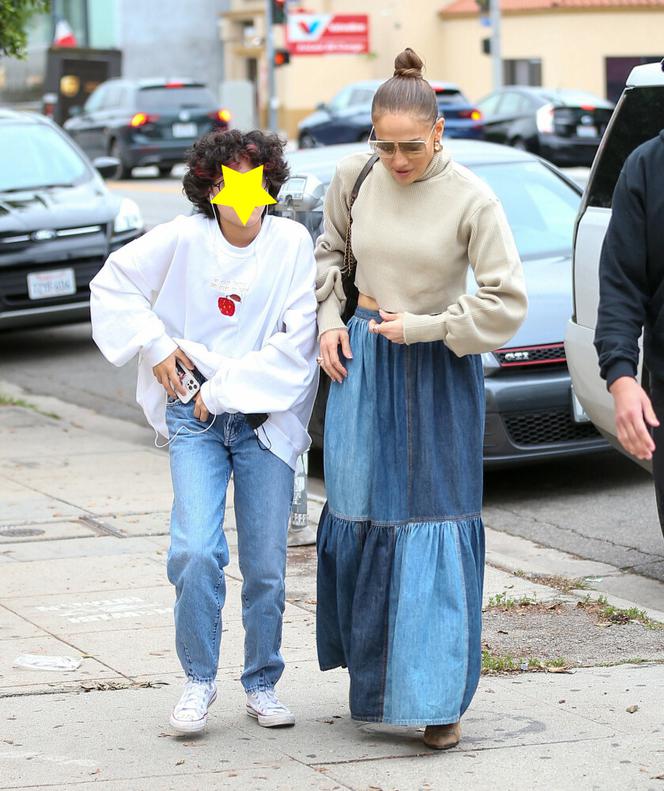 Jaka matka, taka córka? Jennifer Lopez pokazała się z 13-letnią Emme. Podobna do mamy?