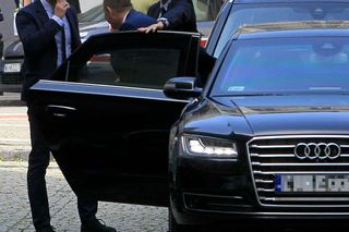 Karol Nawrocki mebluje swoją kancelarię  