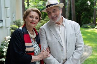 Barwy szczęścia odc. 3084. Józefina Rawiczowa (Elżbieta Jarosik), Andrzej Zastoja-Modelski (Leon Charewicz)