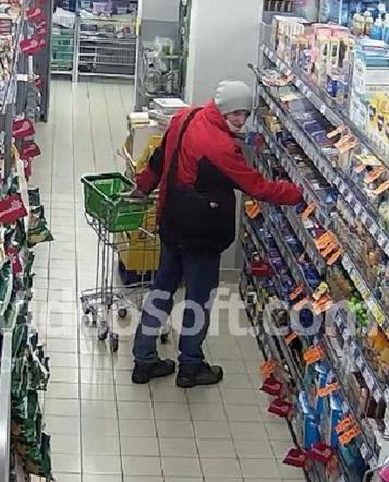 Oni są poszukiwani przez łódzką policję. Rozpoznajecie którąś z tych osób? 