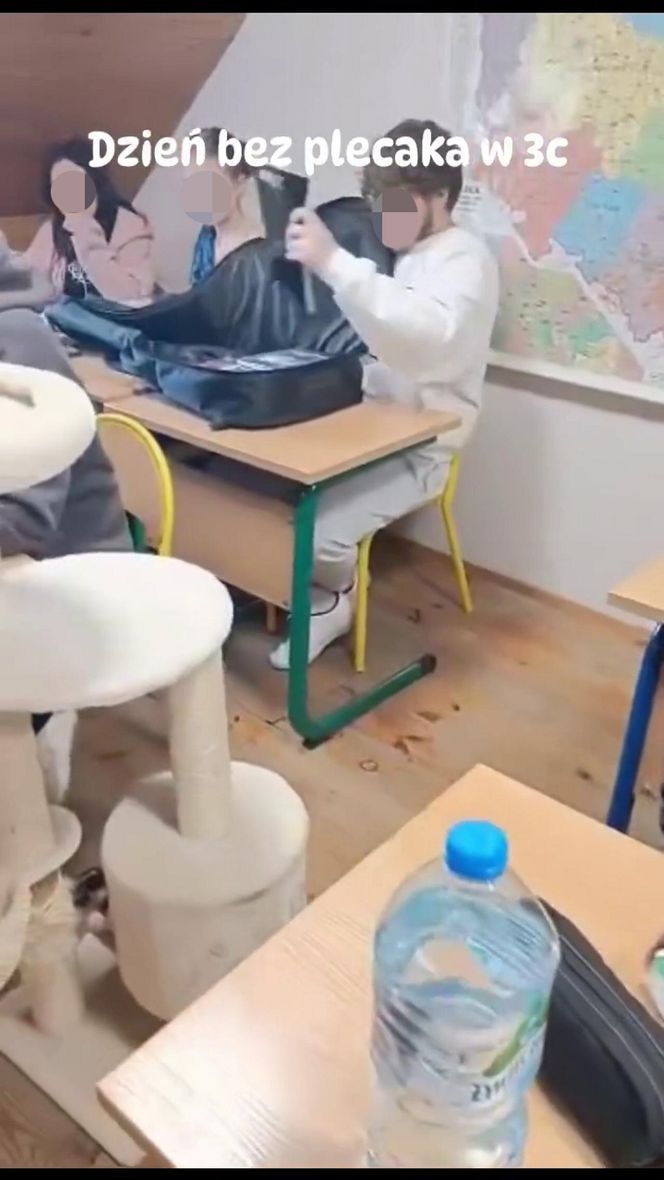 Dzień bez plecaka w warszawskiej szkole