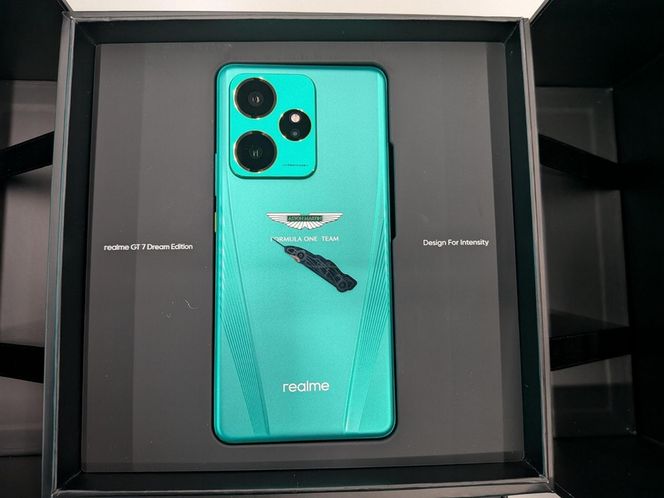 realme GT7 - 2025