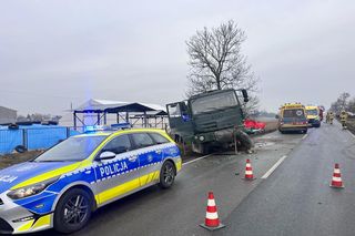 Muzyk disco polo zginął w strasznym wypadku. Audi wbiło się w ciężarówkę z żołnierzami