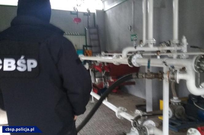 Wprowadzali do obrotu, po konkurencyjnych cenach, gaz grzewczy jako gaz do zasilania silników spalinowych