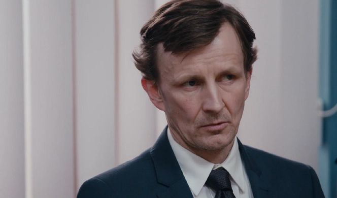 M jak miłość odc. 1872 po wakacjach. Święcicki (Artur Paczesny)